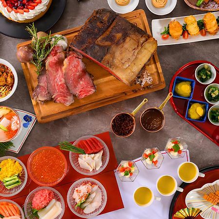 Shin Furano Prince Hotel Zewnętrze zdjęcie A selection of Japanese cuisine