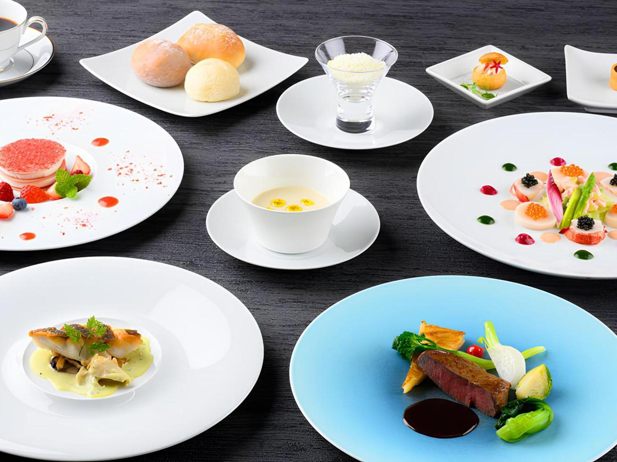 Shin Furano Prince Hotel Zewnętrze zdjęcie A selection of French cuisine