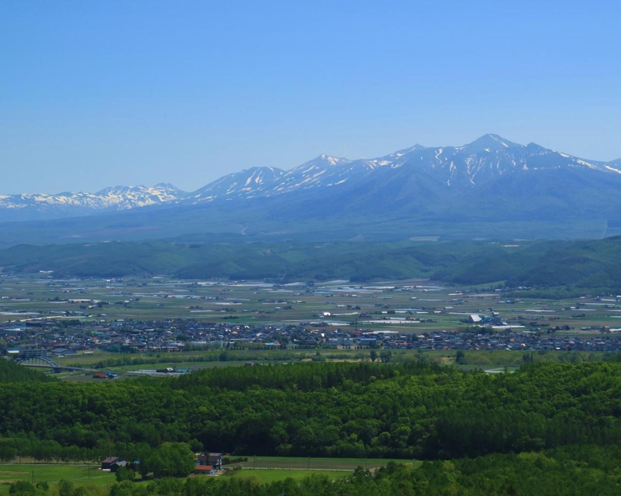 Shin Furano Prince Hotel Zewnętrze zdjęcie View of Iida